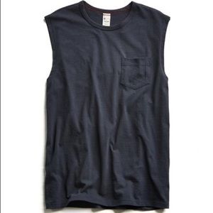 Todd Snyder + Champion Muscle Tee in Navy
